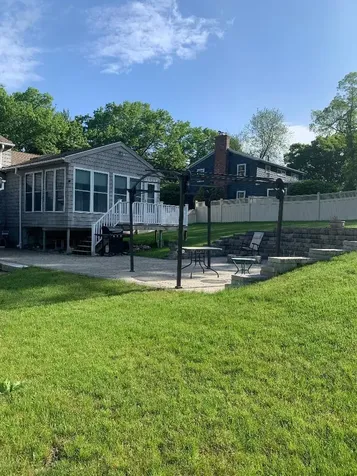 47 Farmington Road Nashua NH 03060-5309