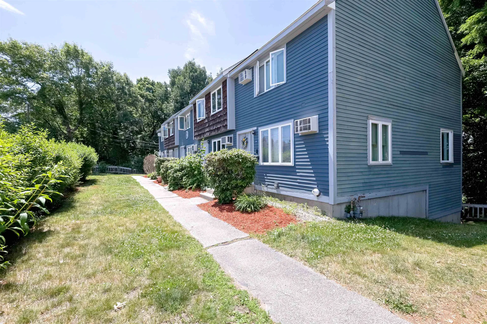 16 Auclair Avenue Manchester NH 03102