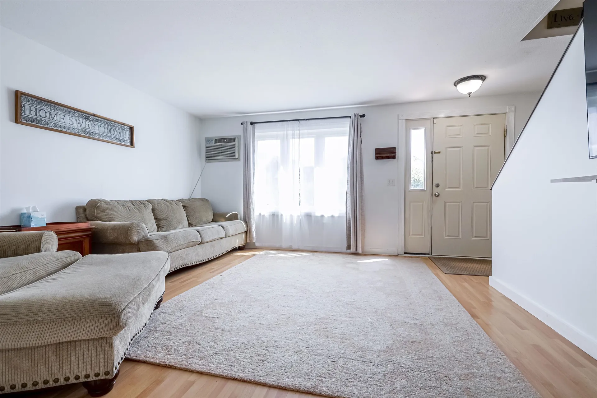 16 Auclair Avenue Manchester NH 03102
