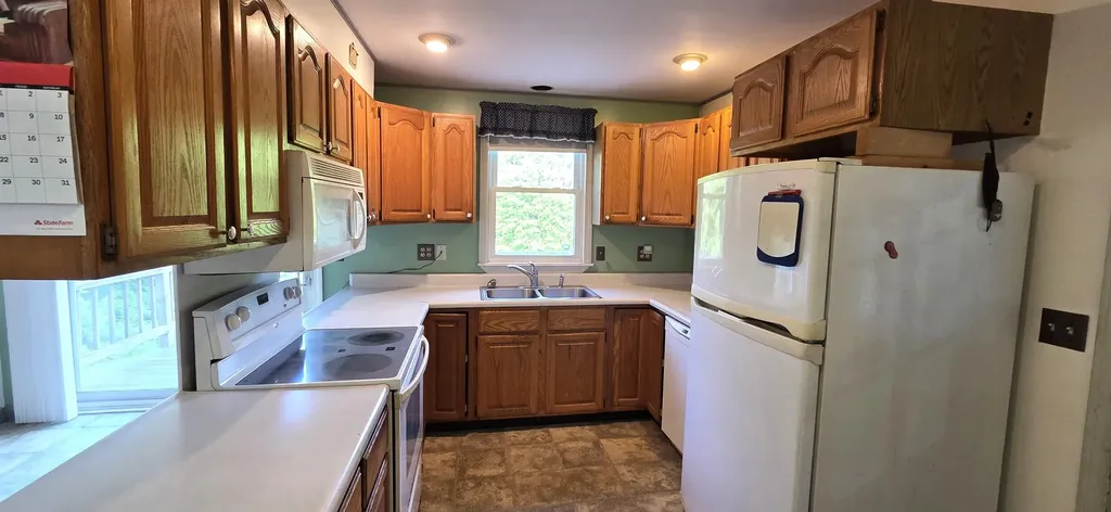 88 Walpole Valley Road Alstead NH 03602
