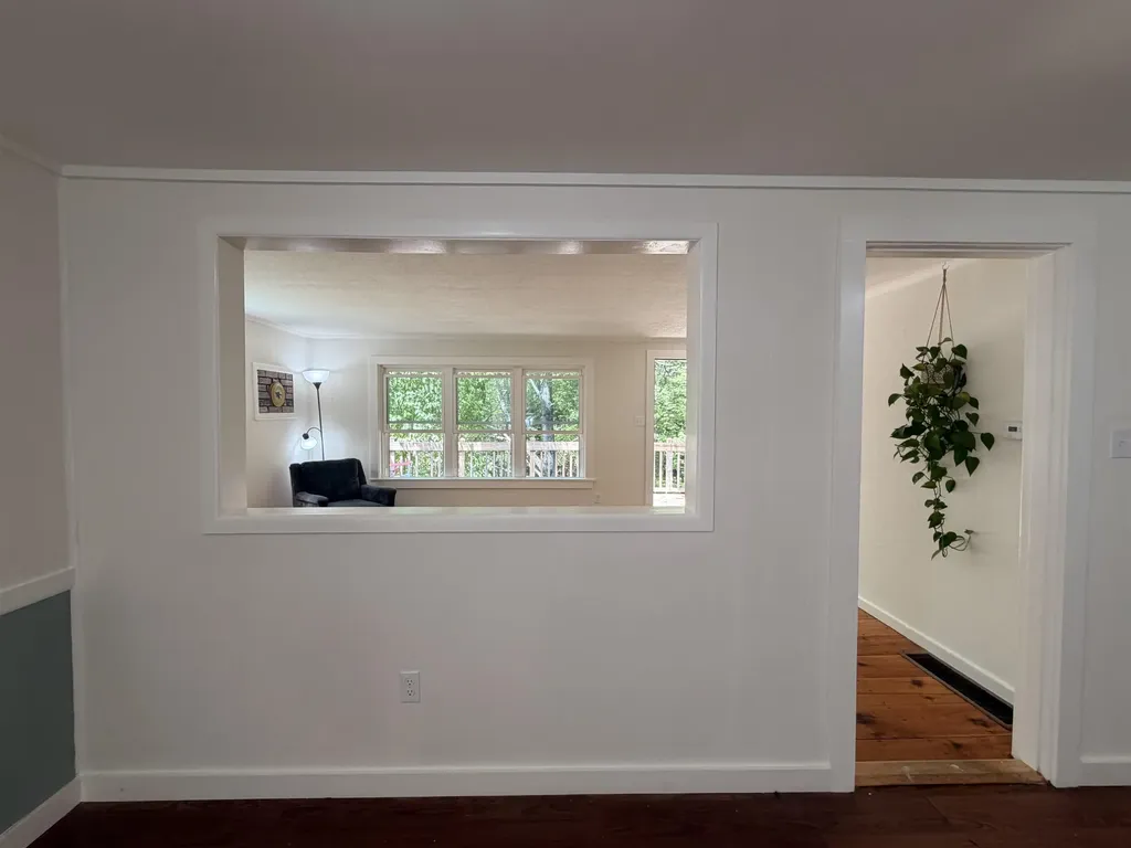 102 Roberts Road Londonderry VT 05148