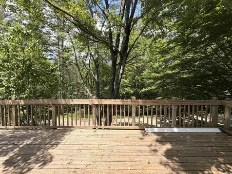 102 Roberts Road Londonderry VT 05148