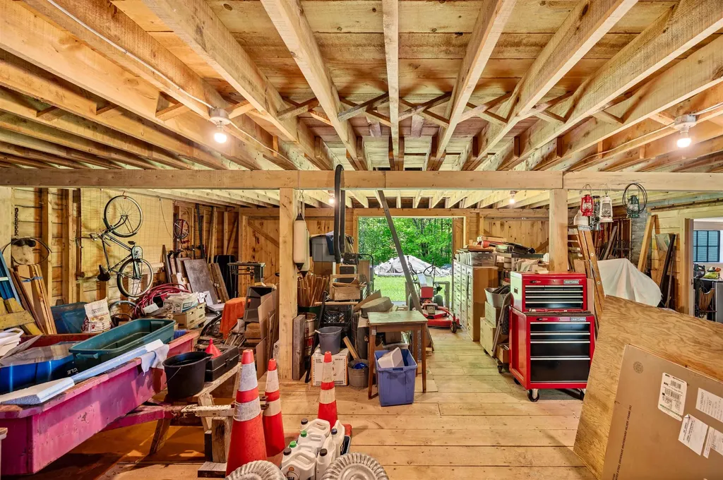 1670 Crooks Road Eden VT 05652-9623