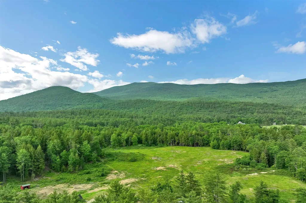 139 A Turner Road Wentworth NH 03282