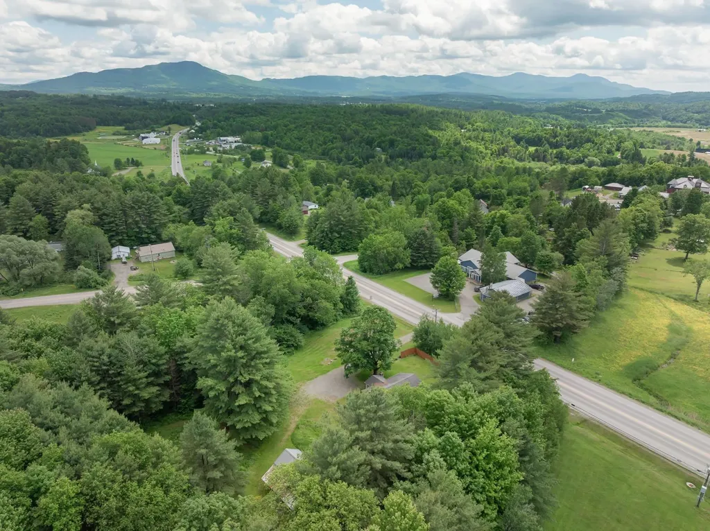 261 Vt Route 15e Route Hyde Park VT 05655