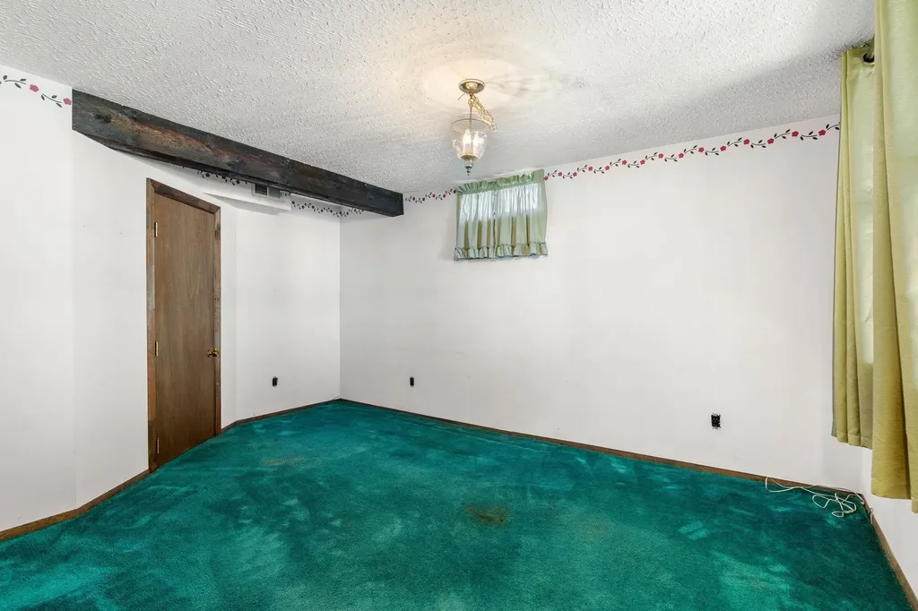 103 Highland Street Hudson NH 03051