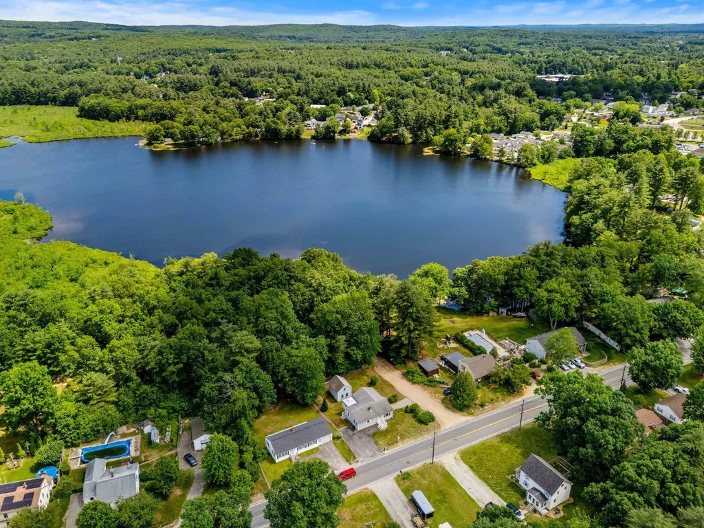 103 Highland Street Hudson NH 03051