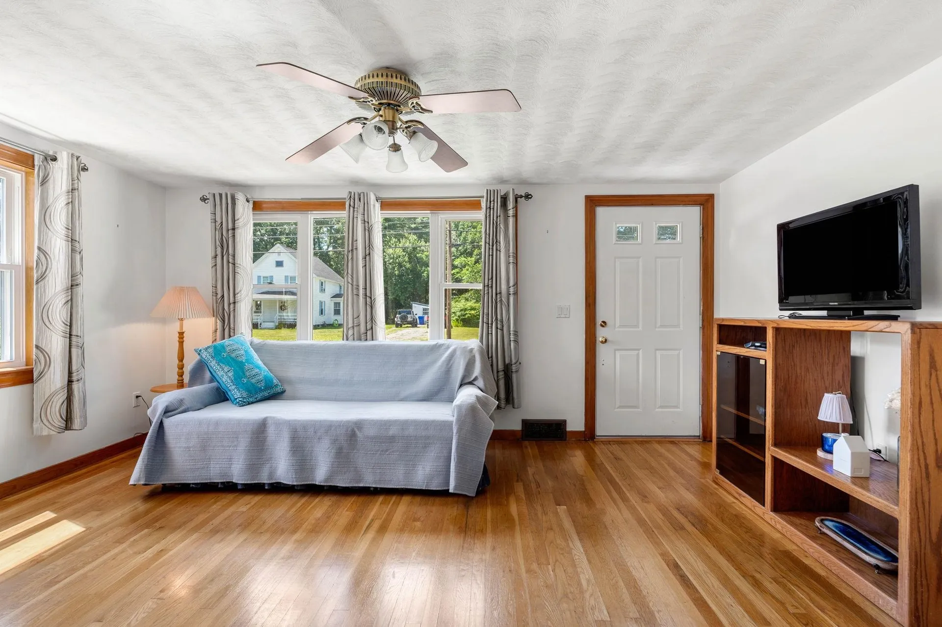 103 Highland Street Hudson NH 03051