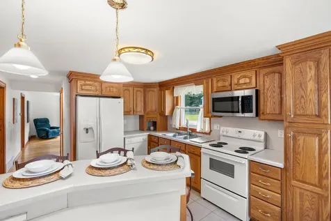 103 Highland Street Hudson NH 03051