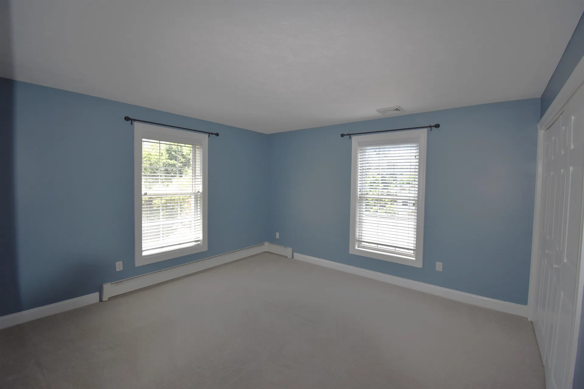 2246 Elm Street Manchester NH 03104