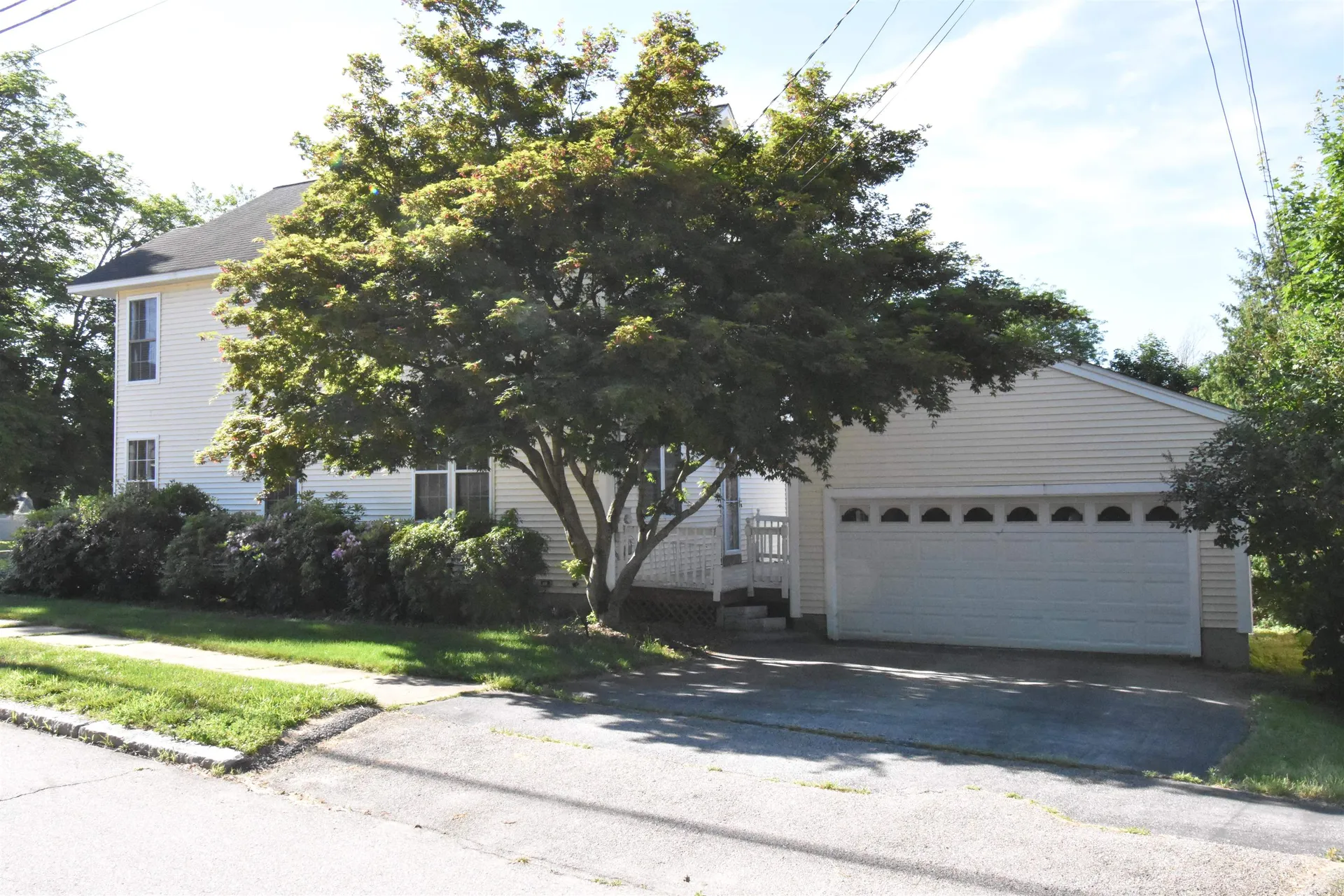 2246 Elm Street Manchester NH 03104
