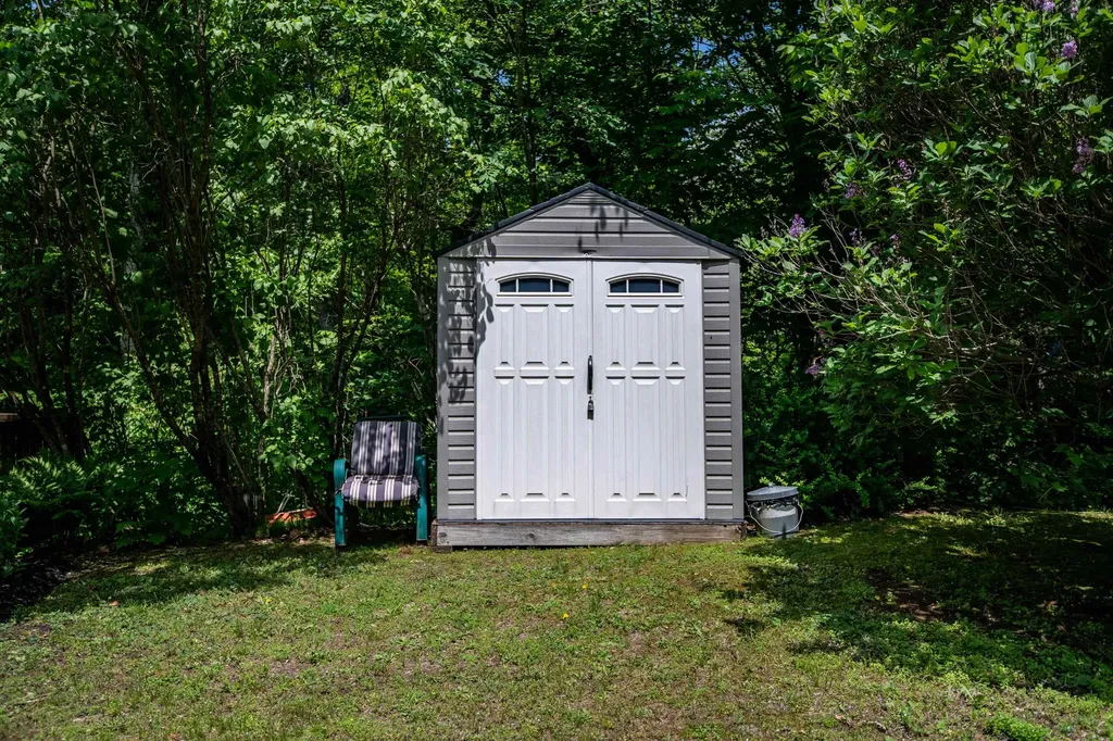 106 Scott Terrace Plymouth VT 05056