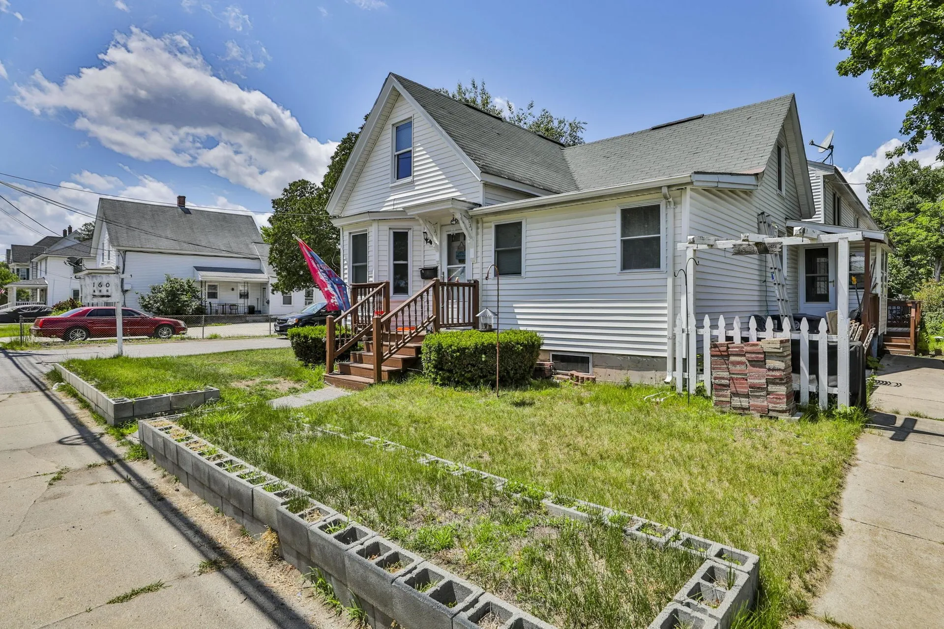160 West Hollis Street Nashua NH 03060
