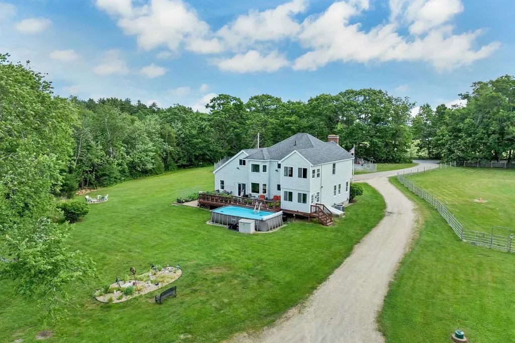 307 E Ricker Road Loudon NH 03307