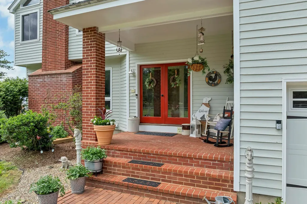 307 E Ricker Road Loudon NH 03307