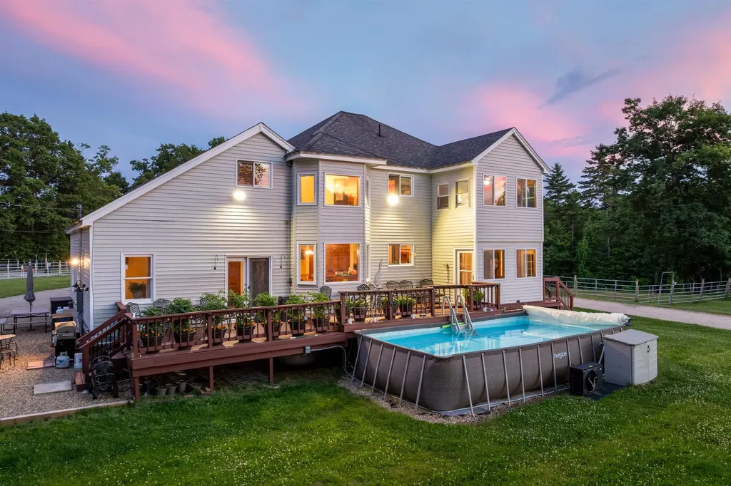 307 E Ricker Road Loudon NH 03307