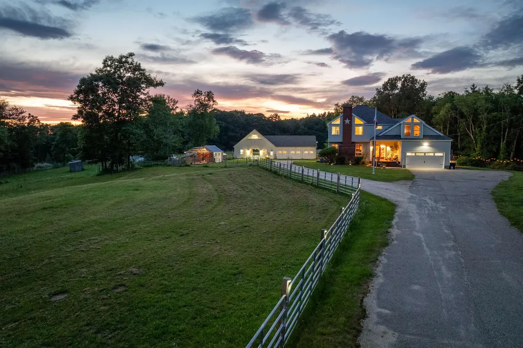 307 E Ricker Road Loudon NH 03307
