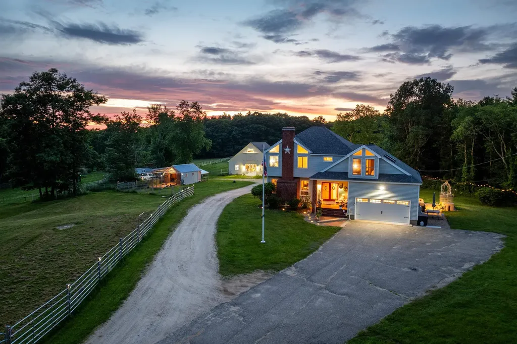 307 E Ricker Road Loudon NH 03307