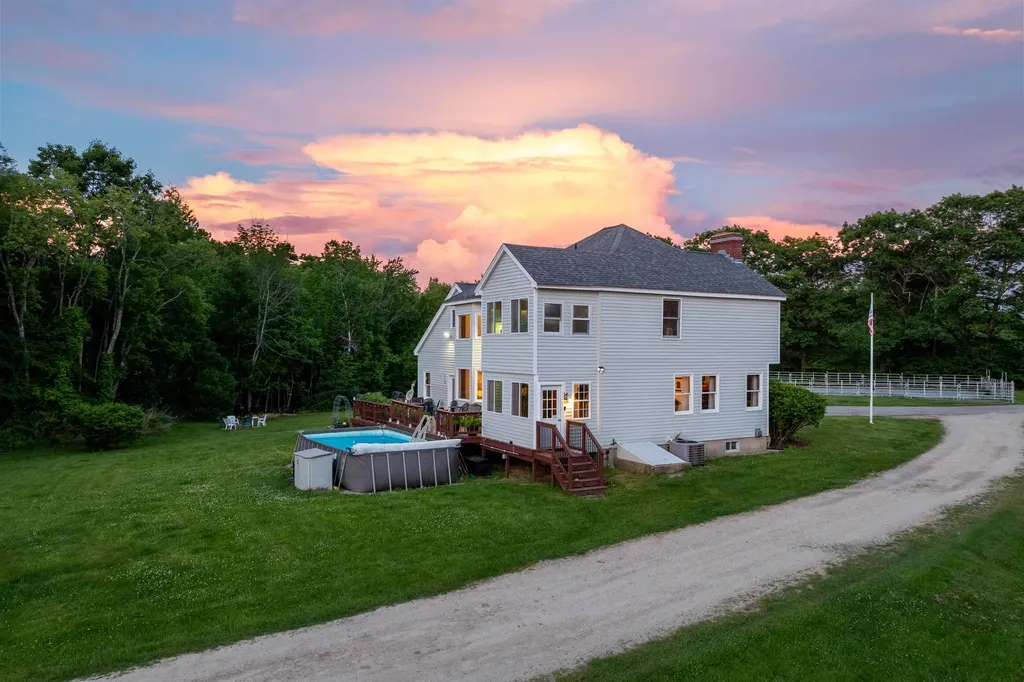 307 E Ricker Road Loudon NH 03307