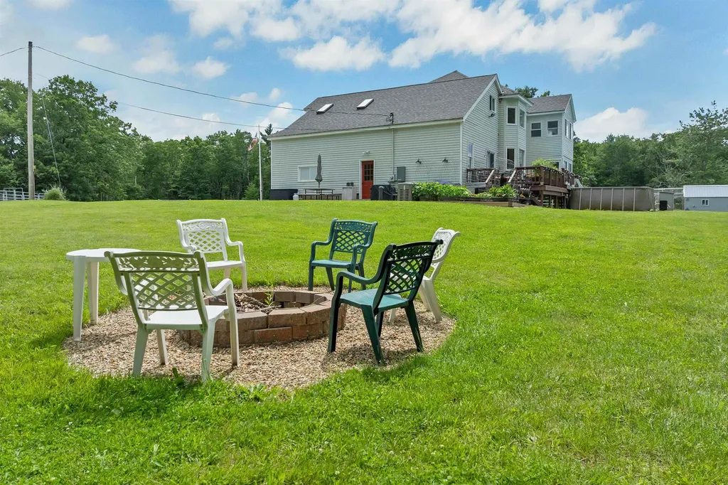 307 E Ricker Road Loudon NH 03307