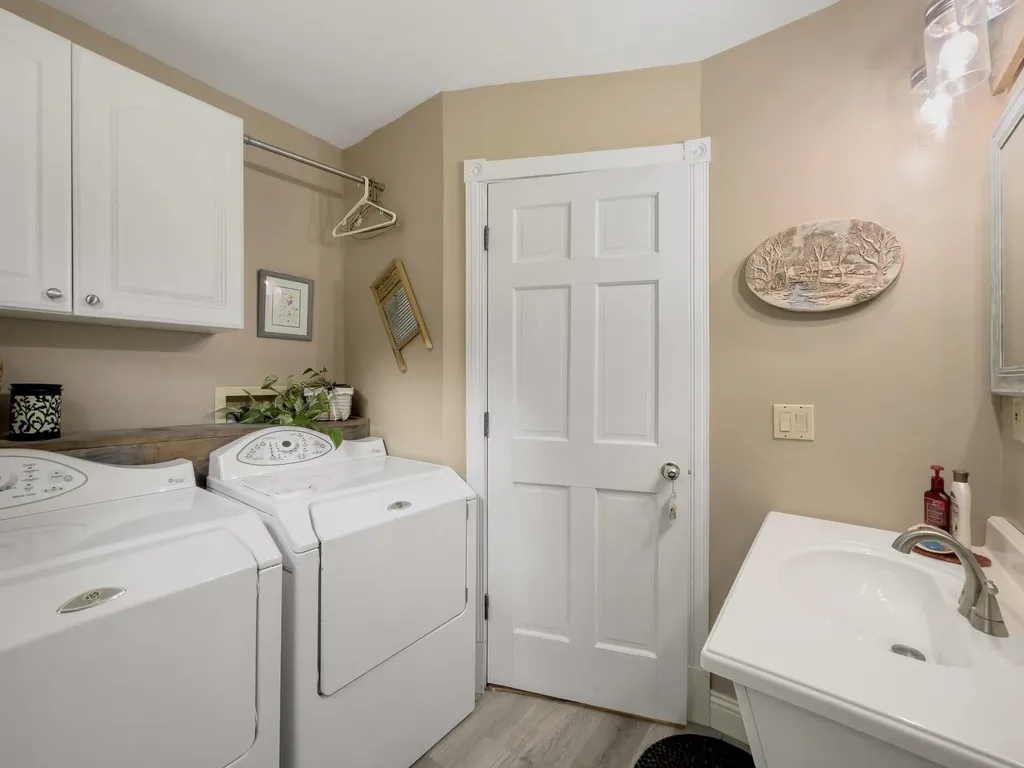 977 Lower Pleasant Valley Road Cambridge VT 05464