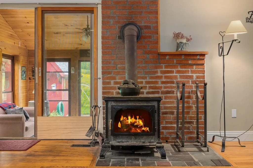 977 Lower Pleasant Valley Road Cambridge VT 05464