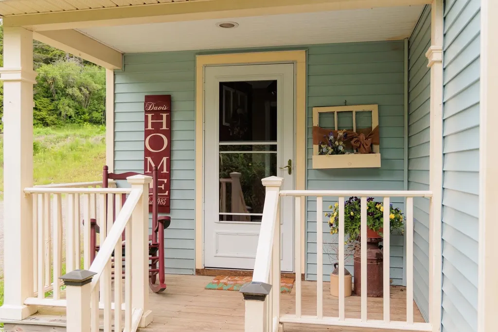 977 Lower Pleasant Valley Road Cambridge VT 05464