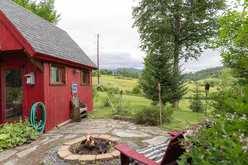 977 Lower Pleasant Valley Road Cambridge VT 05464