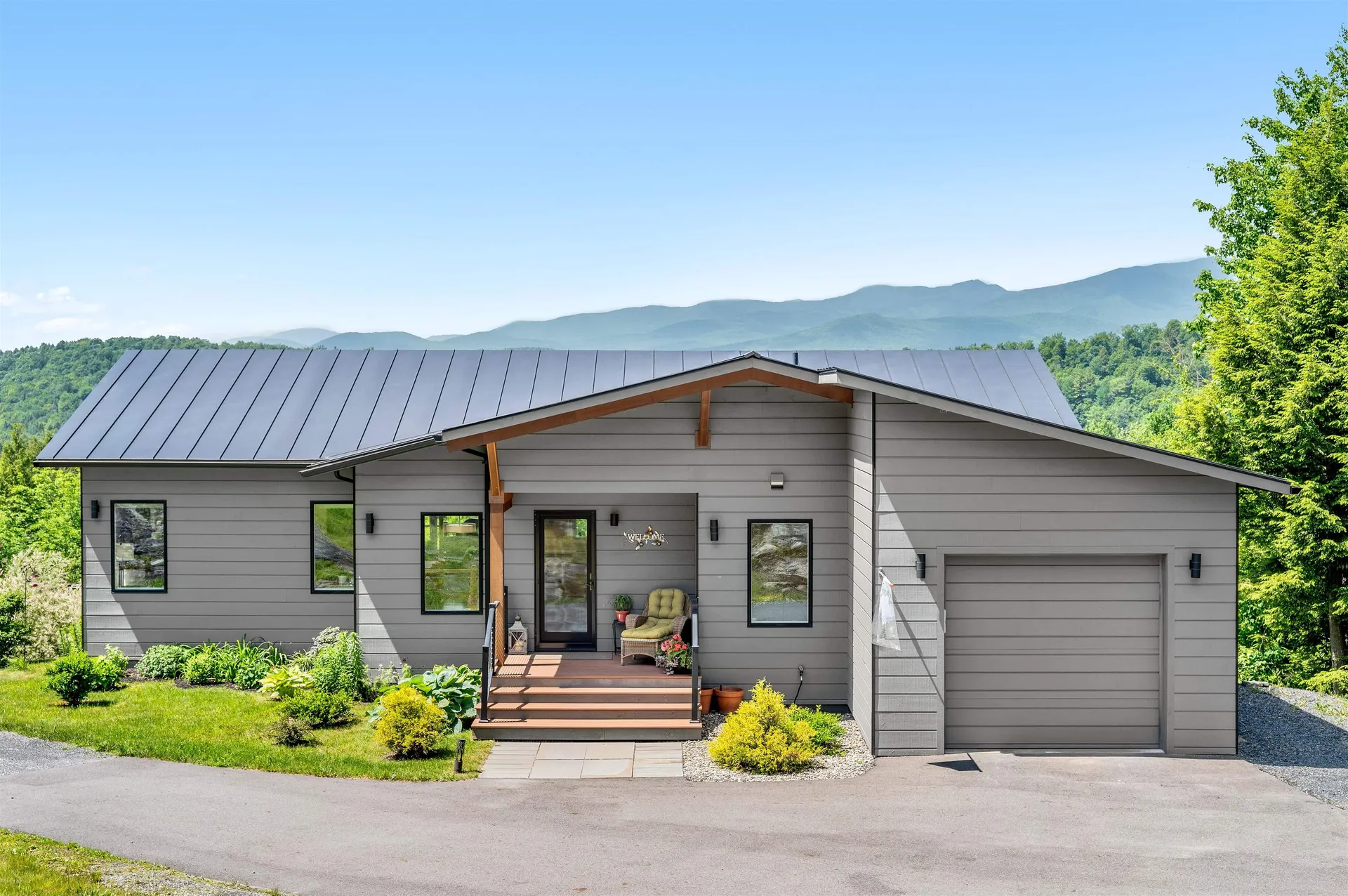 532 Mountain Estates Drive Hyde Park VT 05655