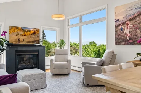 532 Mountain Estates Drive Hyde Park VT 05655