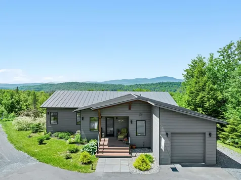 532 Mountain Estates Drive Hyde Park VT 05655