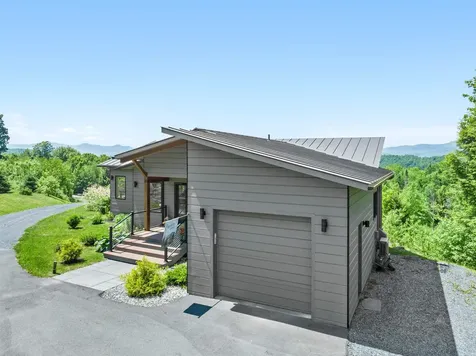 532 Mountain Estates Drive Hyde Park VT 05655