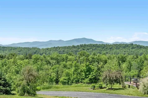 532 Mountain Estates Drive Hyde Park VT 05655