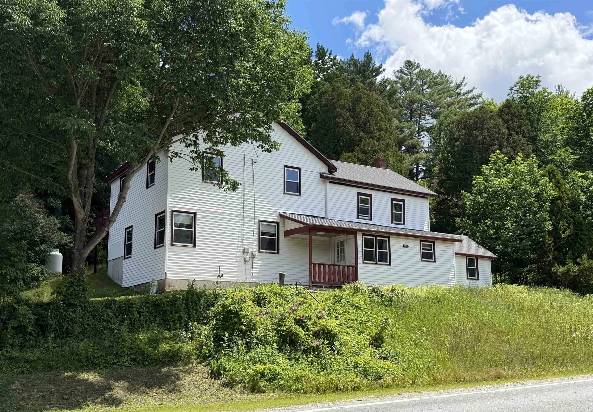 892 South Main Street Newport NH 03773