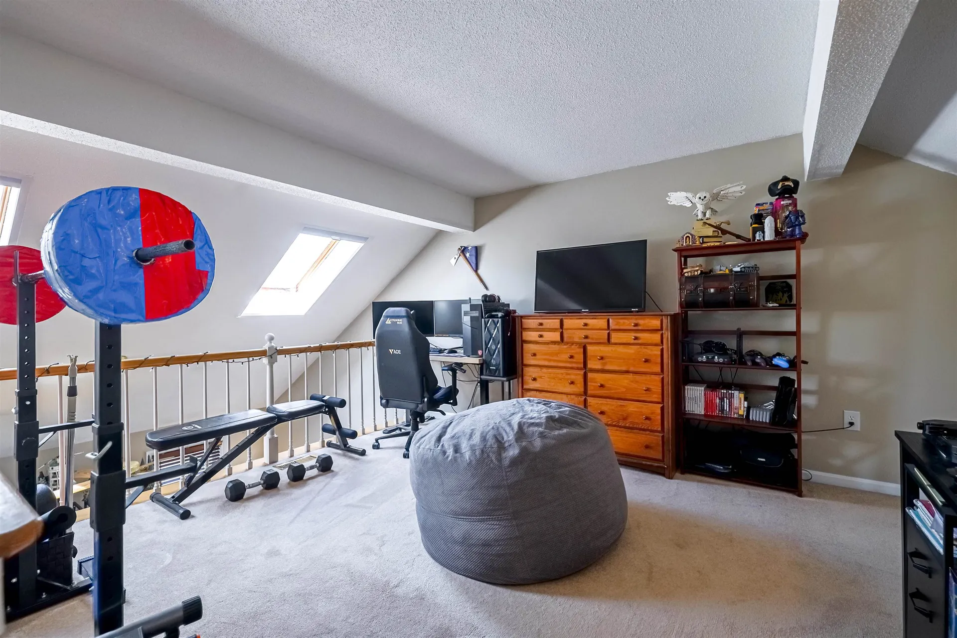 204 Bartemus Trail Nashua NH 03063