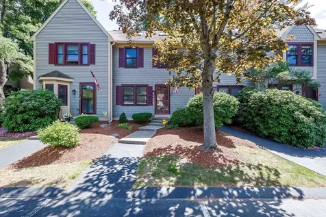 204 Bartemus Trail Nashua NH 03063