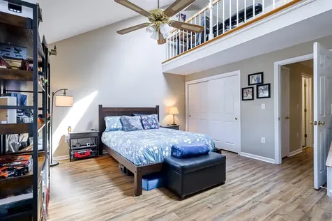 204 Bartemus Trail Nashua NH 03063