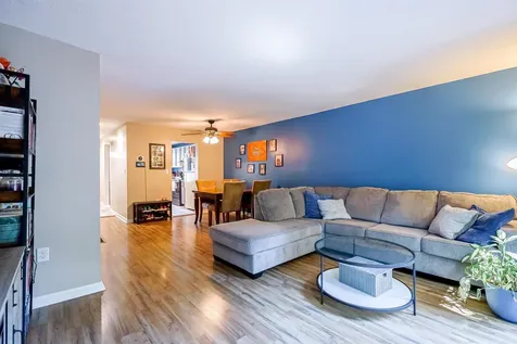 204 Bartemus Trail Nashua NH 03063