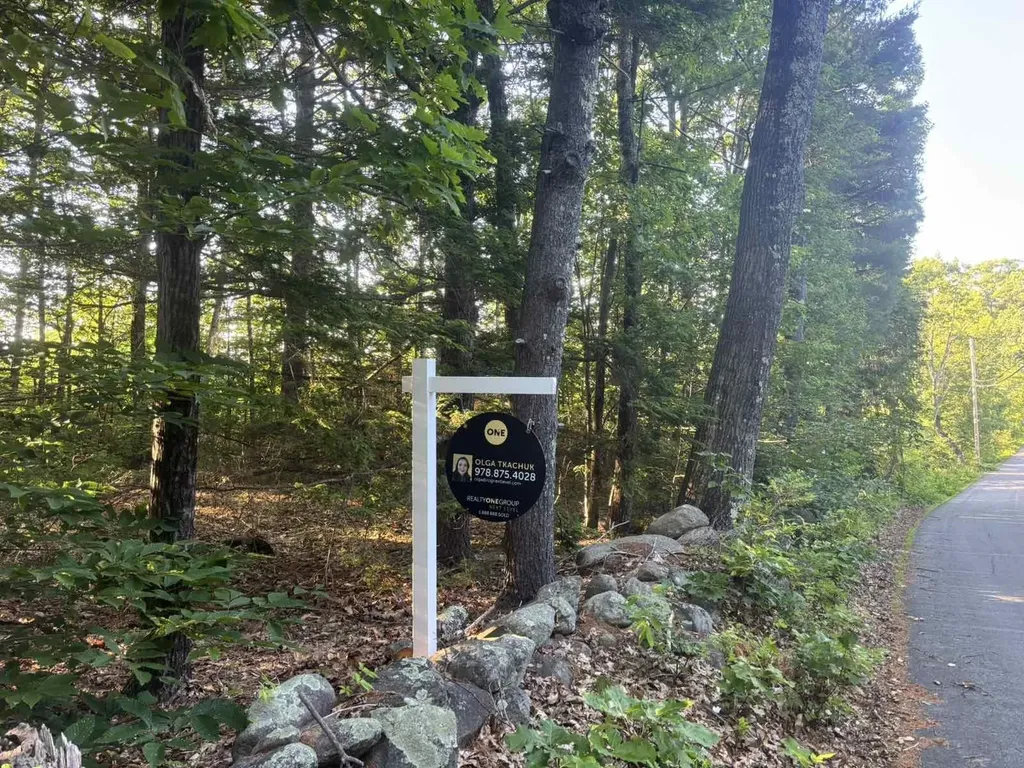 Lot B-70-3 Pead Hill Road Wilton NH 03086