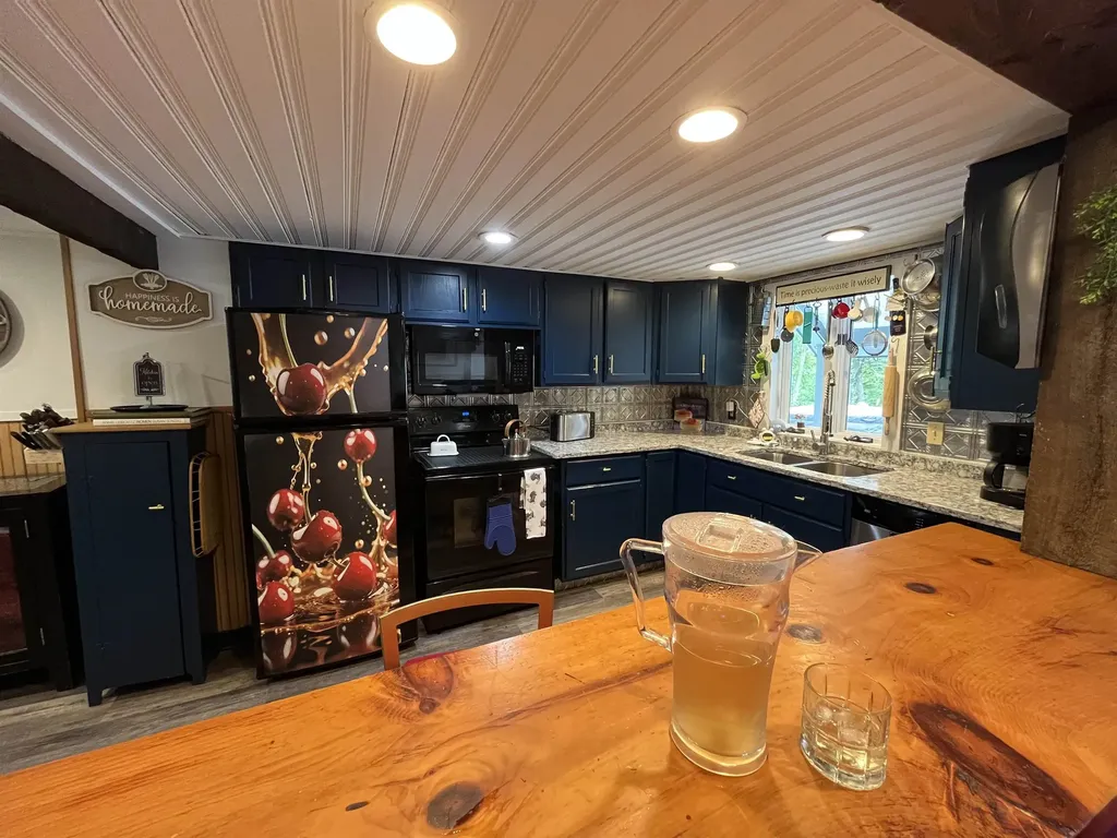 4027 Route 100 Highway Wardsboro VT 05360