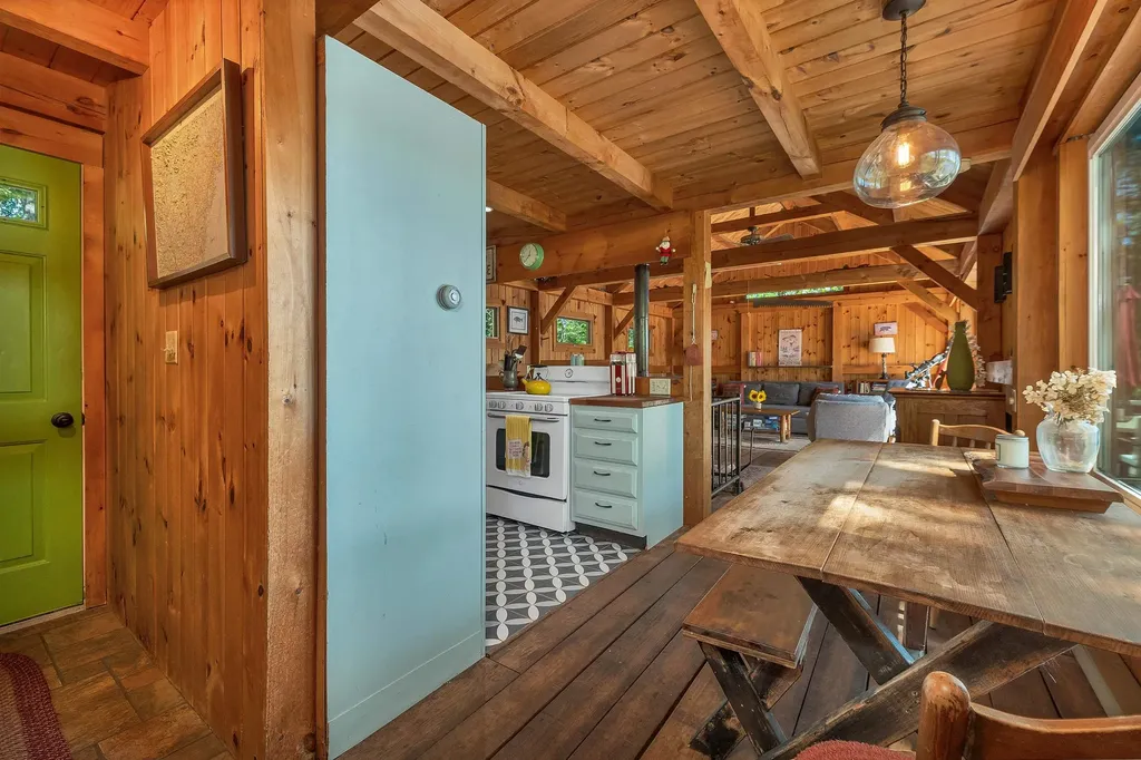 1174 Lord Road Wakefield NH 03872