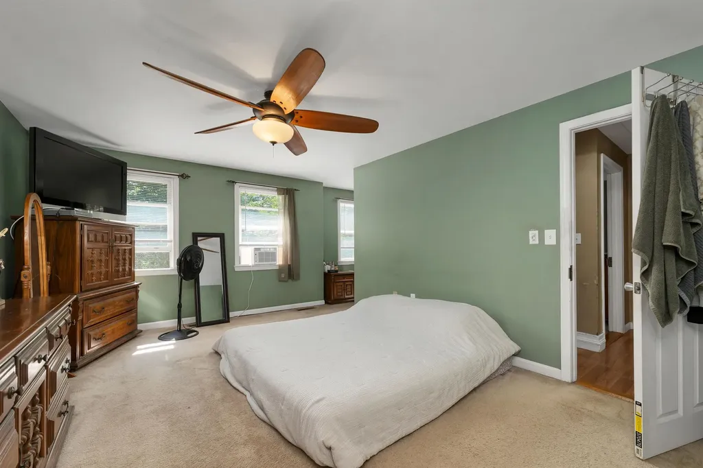 30 Brickyard Drive Litchfield NH 03052