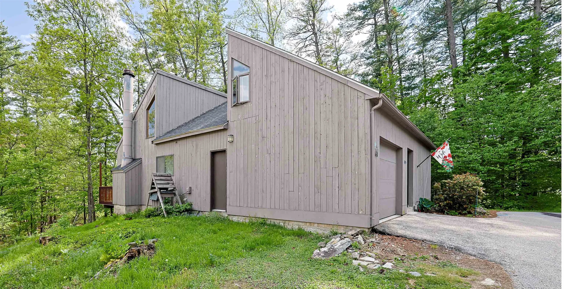 44 Coburn Woods Drive Nashua NH 03063