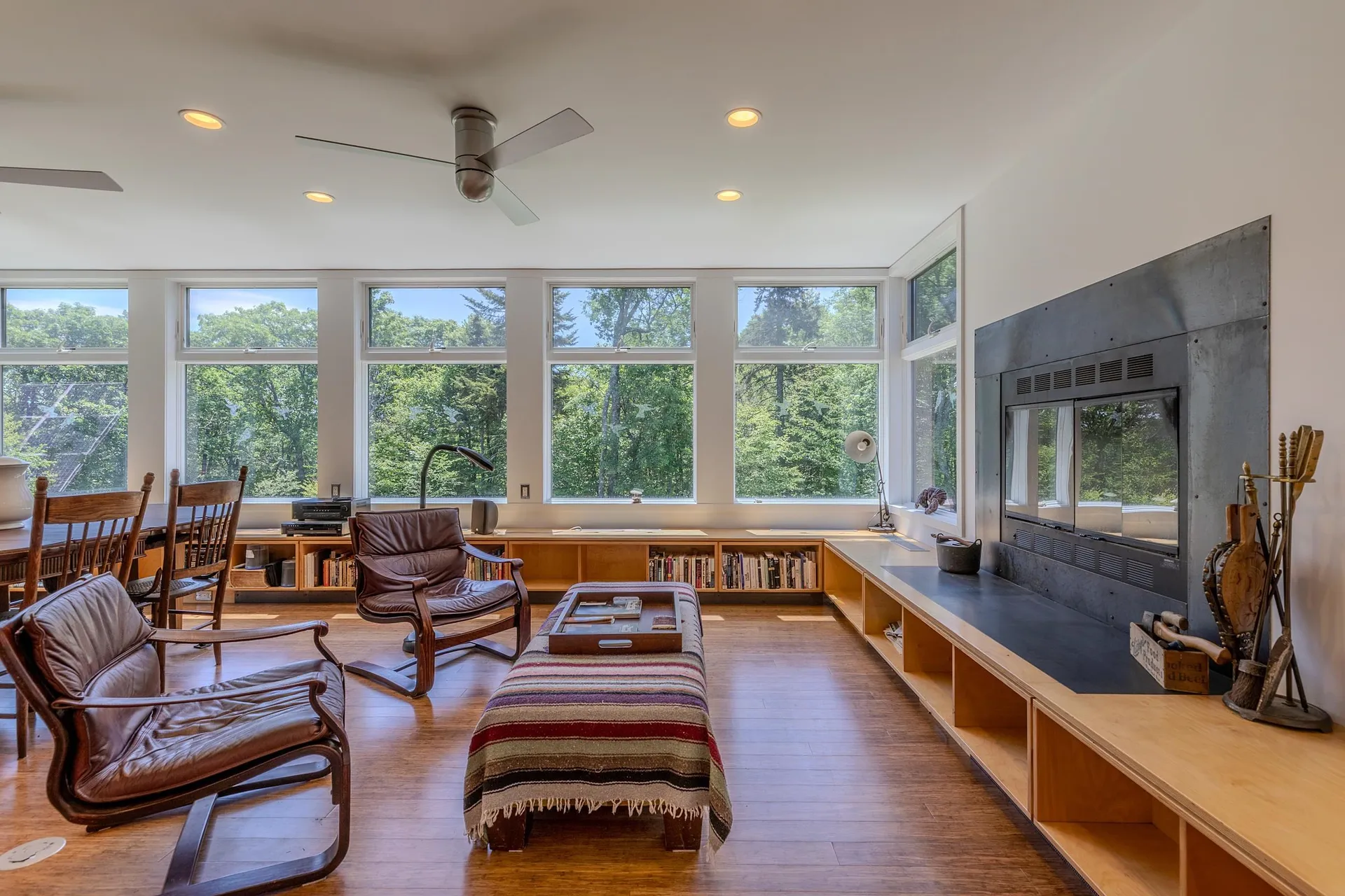 691 Black Bear Road Jamaica VT 05343