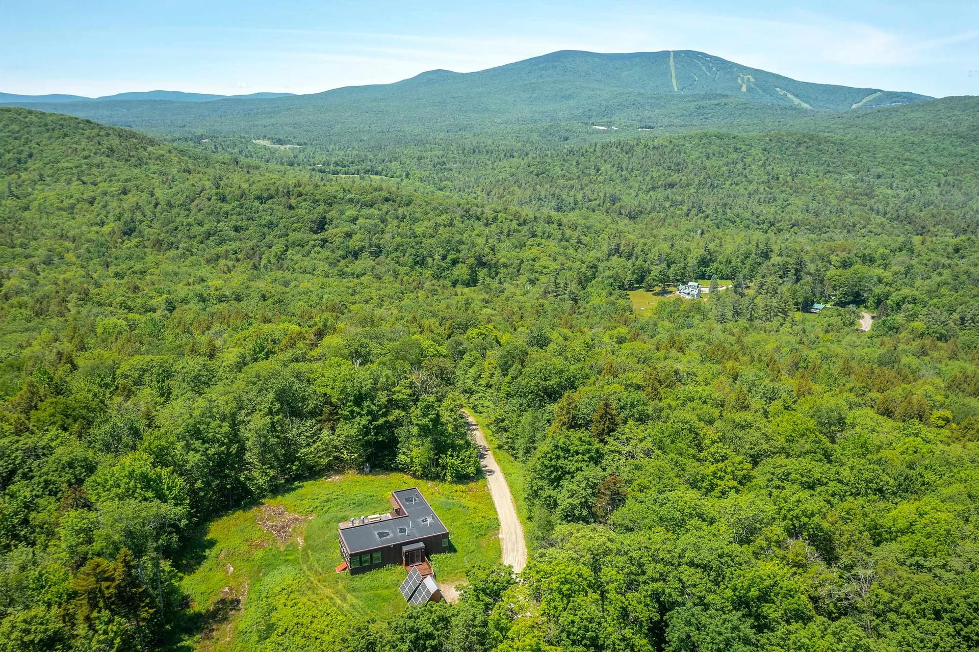 691 Black Bear Road Jamaica VT 05343
