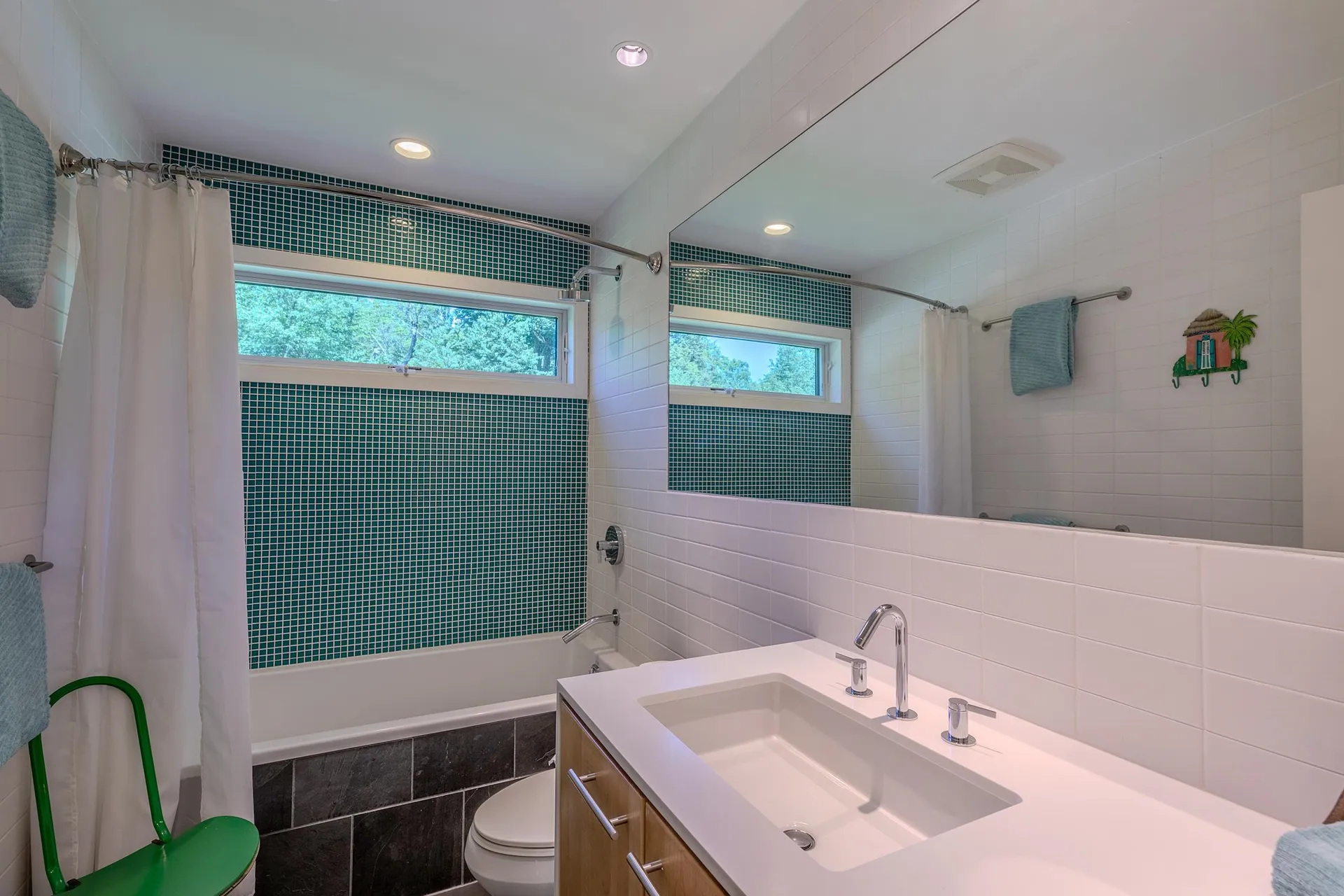 691 Black Bear Road Jamaica VT 05343