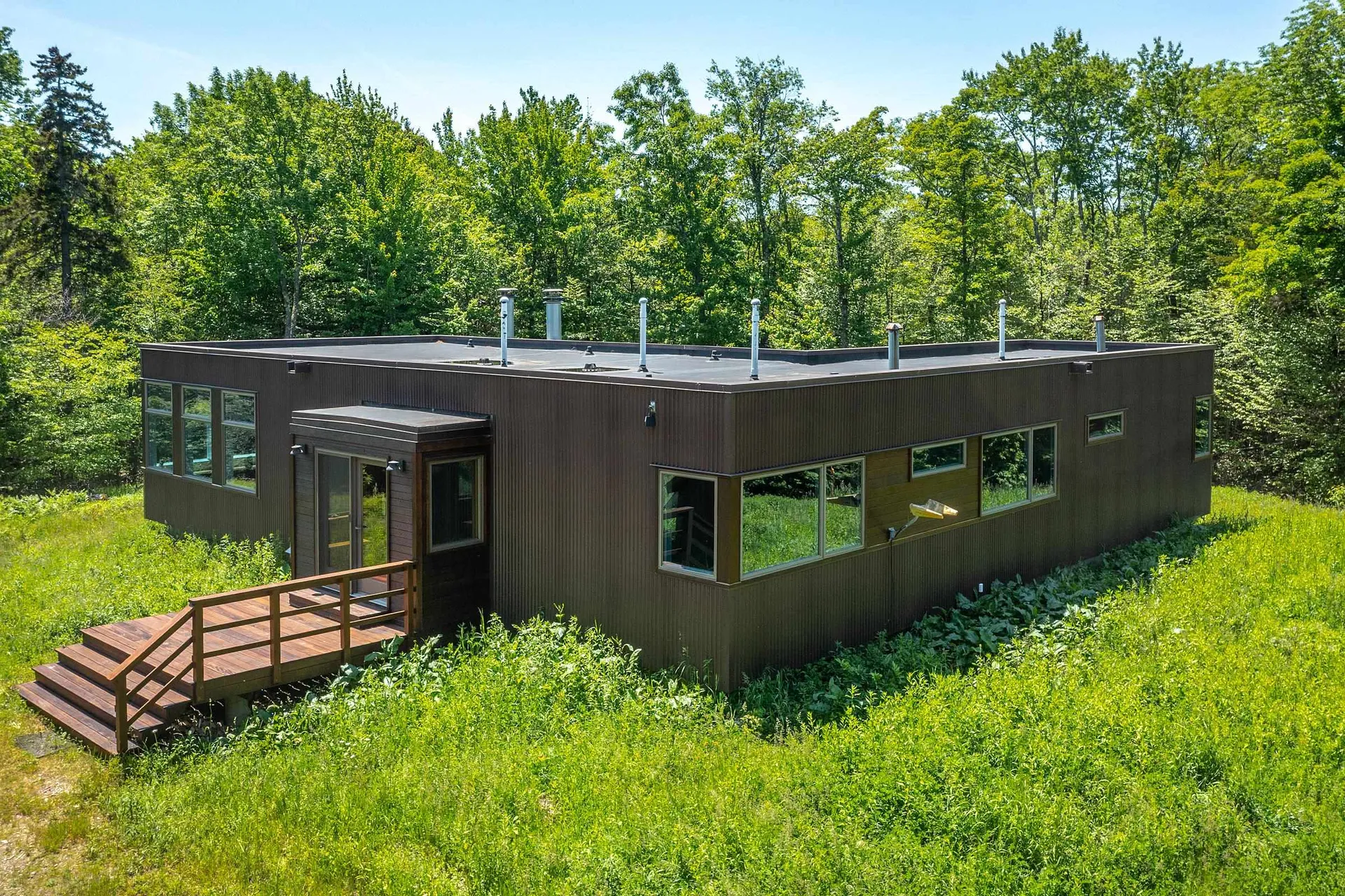 691 Black Bear Road Jamaica VT 05343