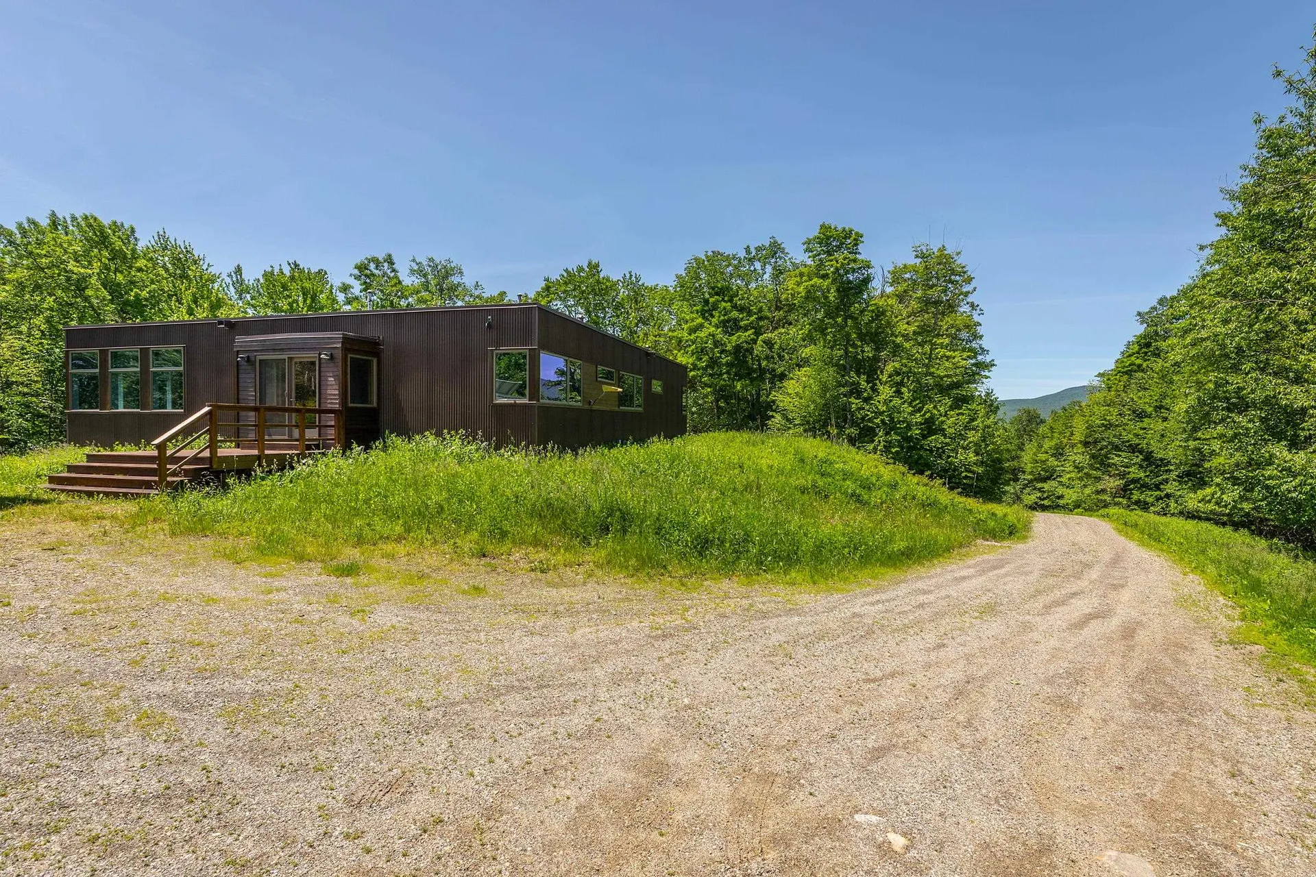 691 Black Bear Road Jamaica VT 05343