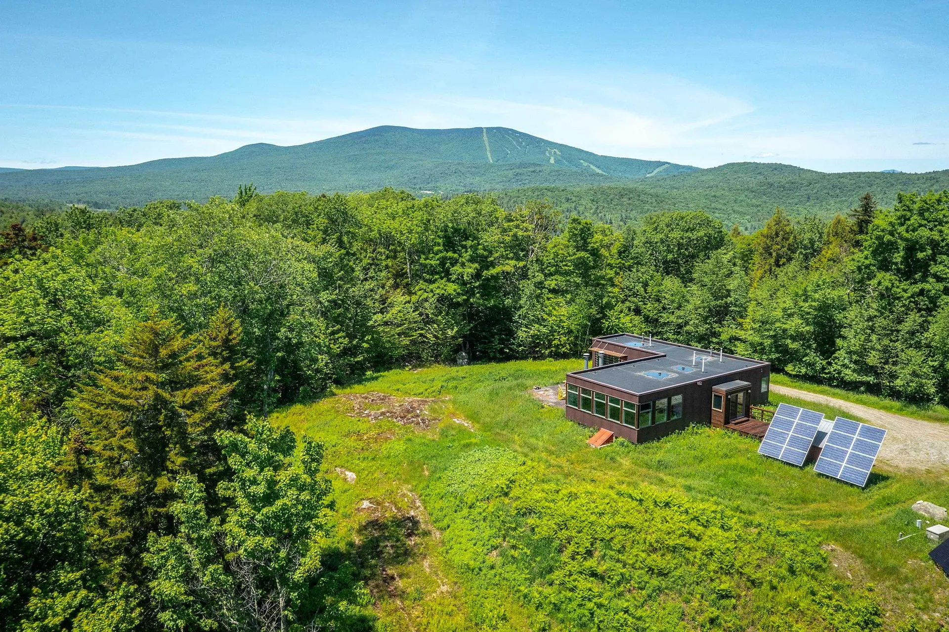 691 Black Bear Road Jamaica VT 05343