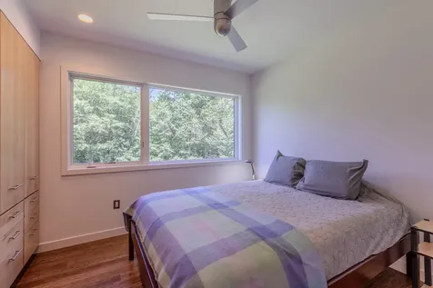 691 Black Bear Road Jamaica VT 05343